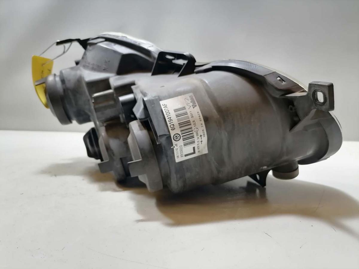VW Polo 9N1 original Scheinwerfer vorn links Halogen Bj.2002